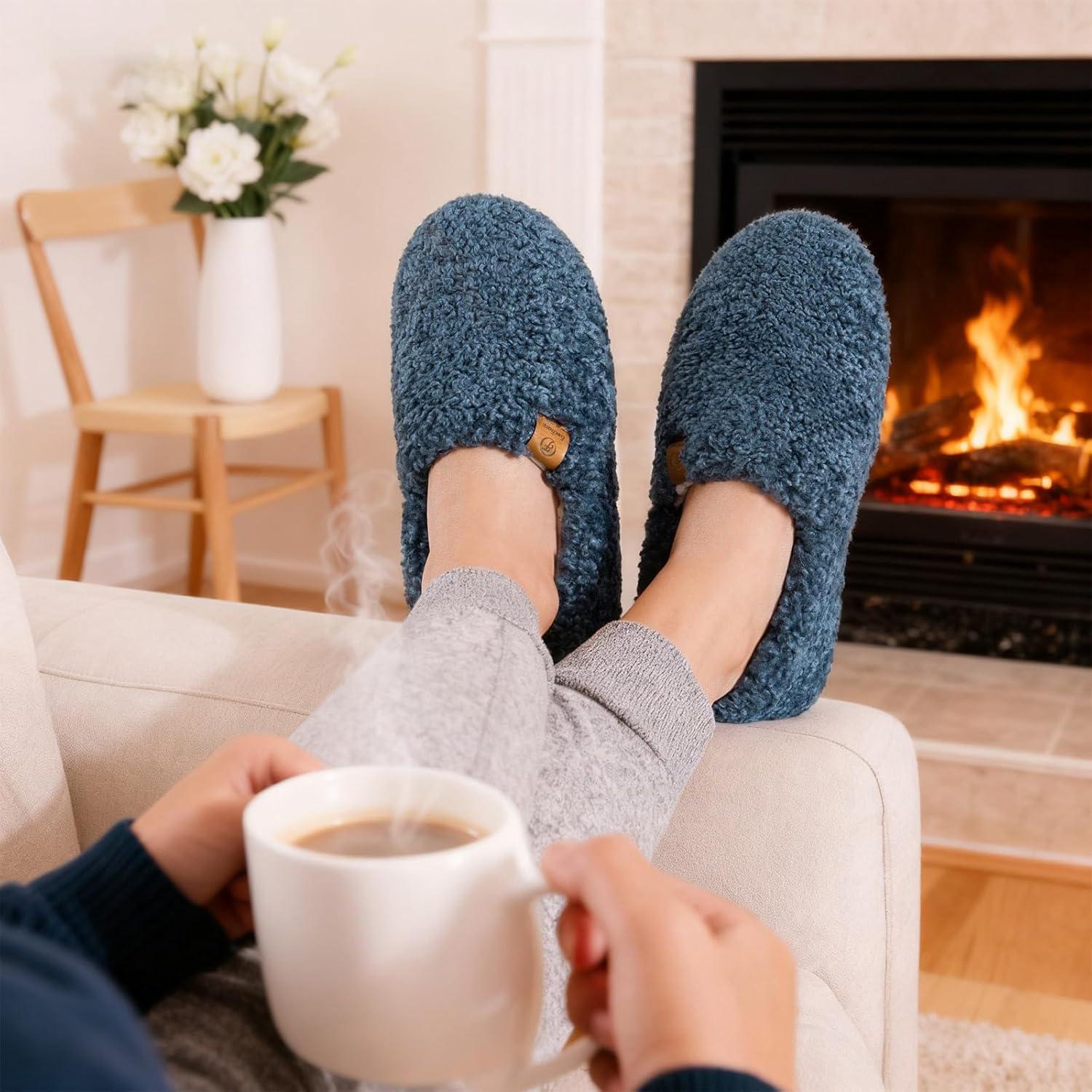 EverFoams Women’s Soft Curly Full Slippers Memory Foam Lightweight House Shoes Cozy Loafer with Polar Fleece Lining(Blue)