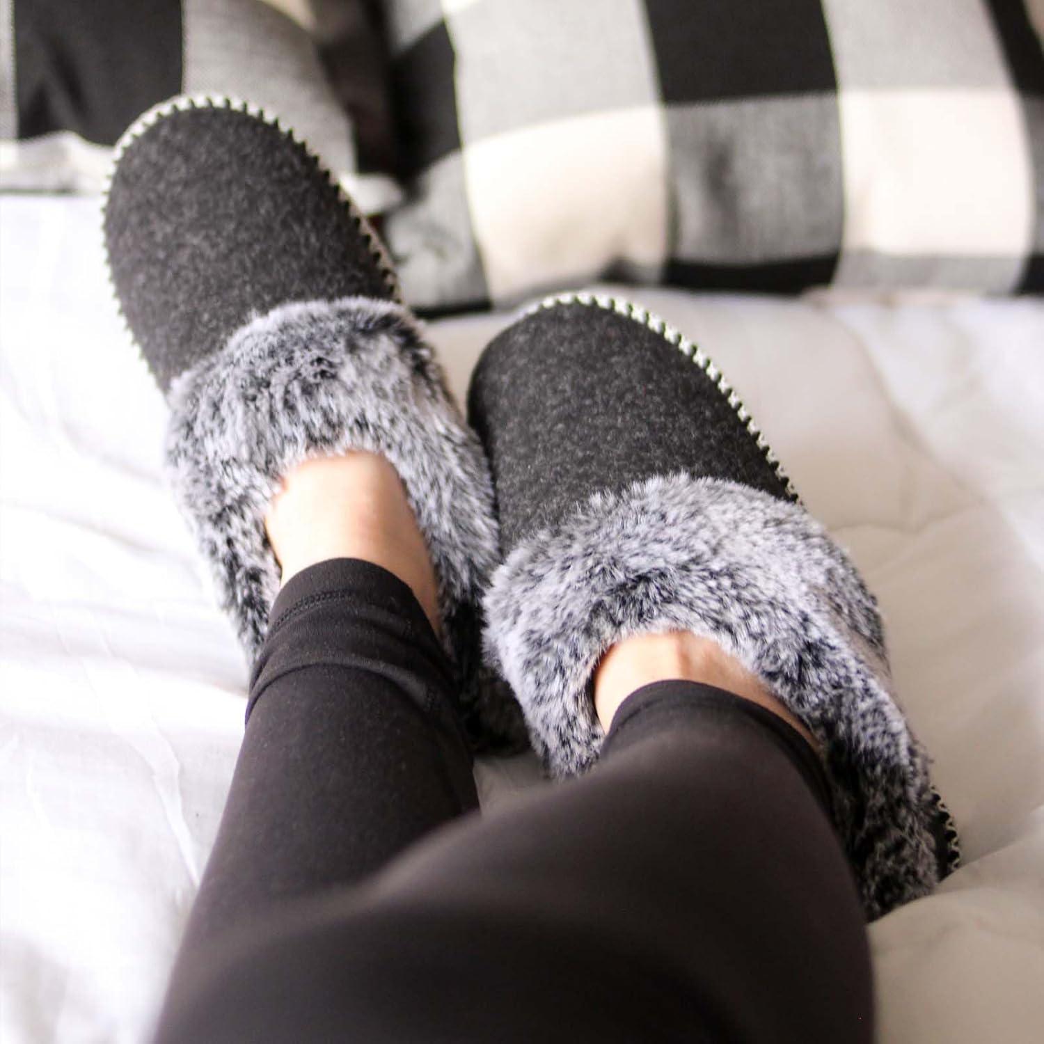 EverFoams Women’s Bootie Slippers Warm Soft Comfy Memory Foam Non-slip Indoor House Shoes with Fluffy Collar(Black)