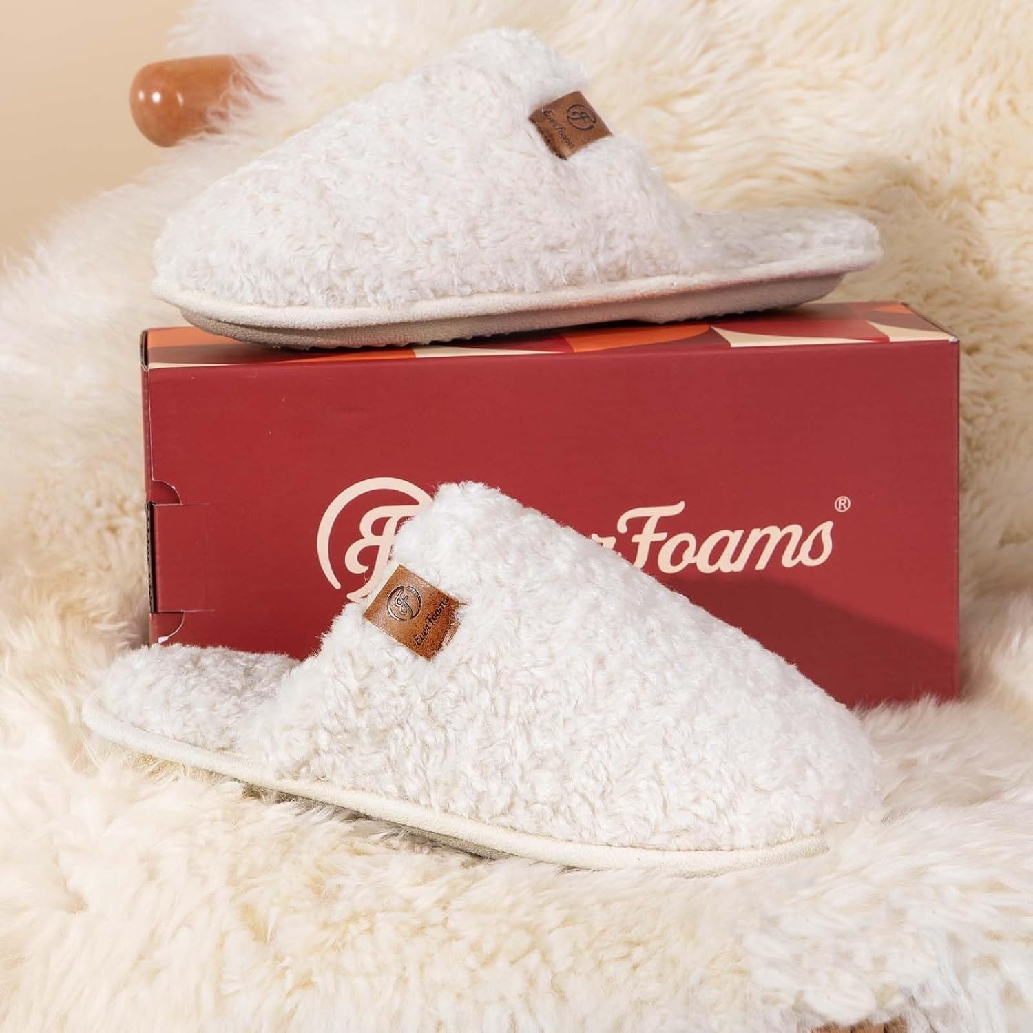EverFoams Women’s Fuzzy Slippers Warm Cozy Memory Foam Indoor House Shoes(Cream White)