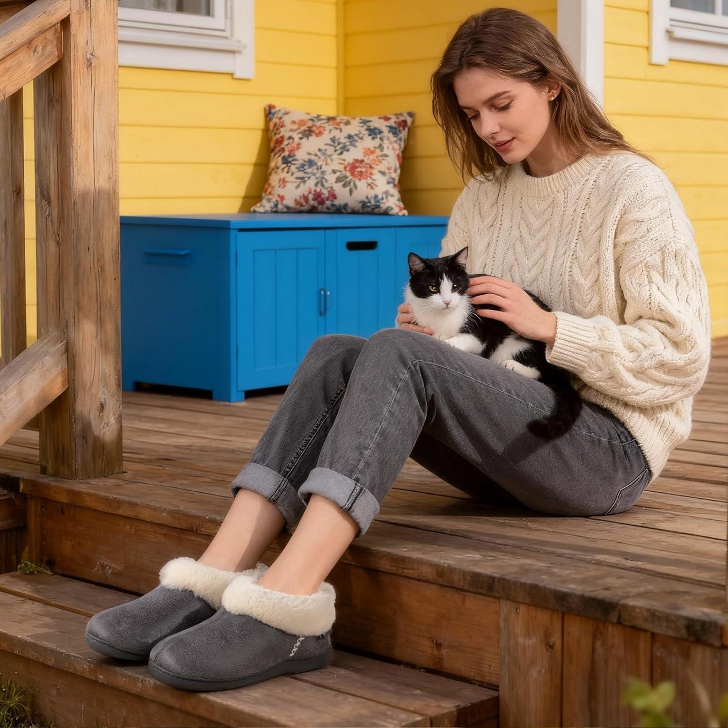 EverFoams Women’s Microsuede Cozy Memory Foam Winter Slippers with Fuzzy Faux Fur Collar and Indoor Outdoor Rubber Sole(Dark Grey)