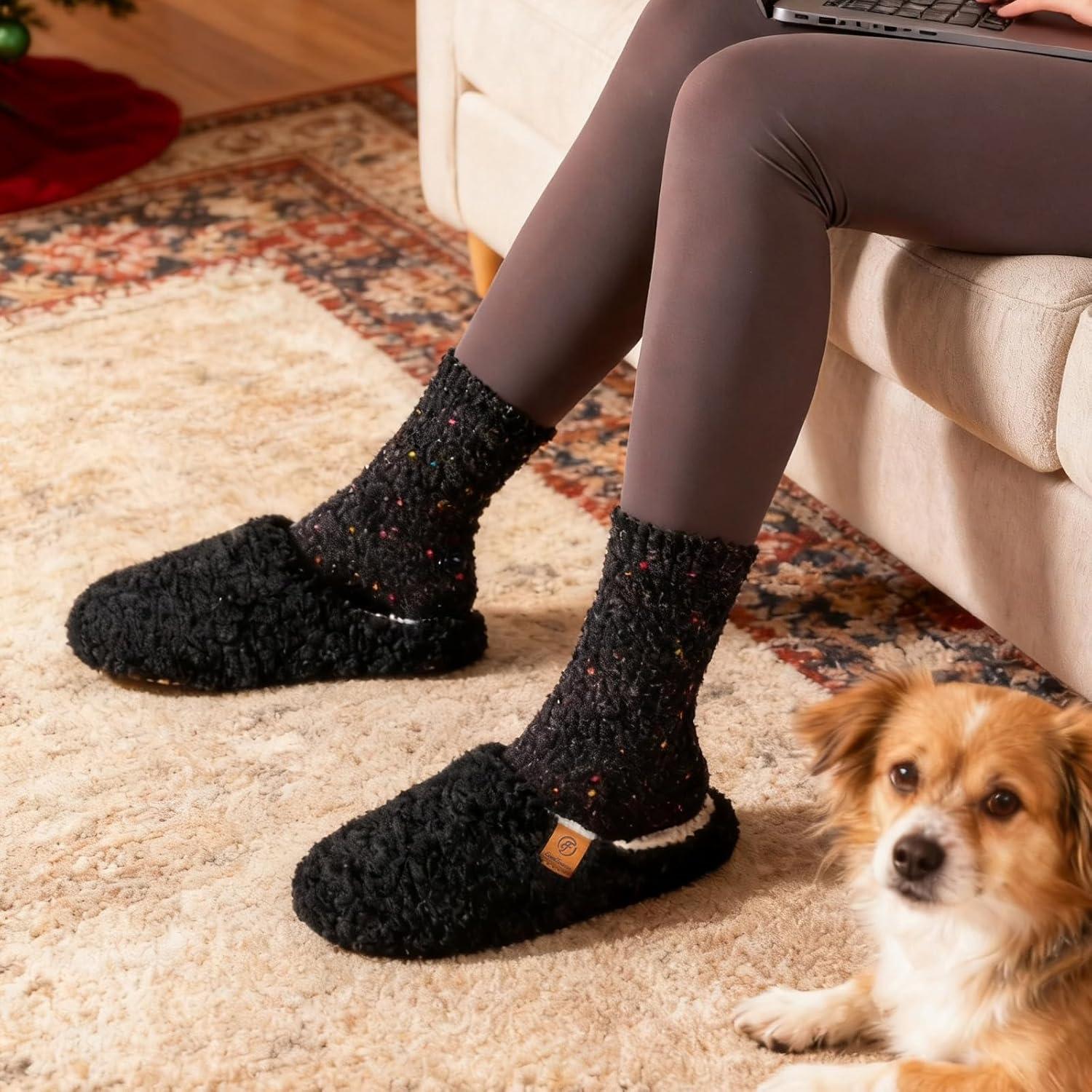 EverFoams Women’s Fuzzy Slip-on Slippers Soft Comfy Memory Foam Indoor House Shoes(Black)